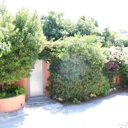 Bungalow Pres Des Criques